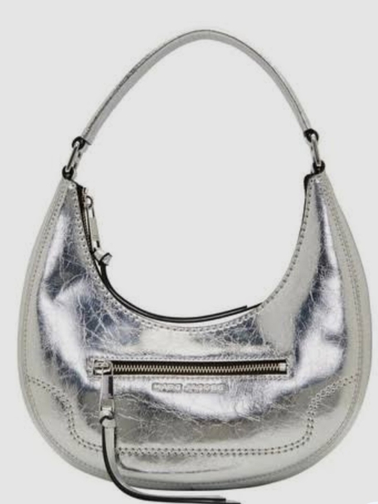 Marc Jacobs Handbags - Marc Jacobs Metallic Silver Leather Hobo Shoulder Bag